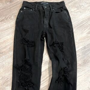 🌼Aeropostale black distressed holes mom jeans